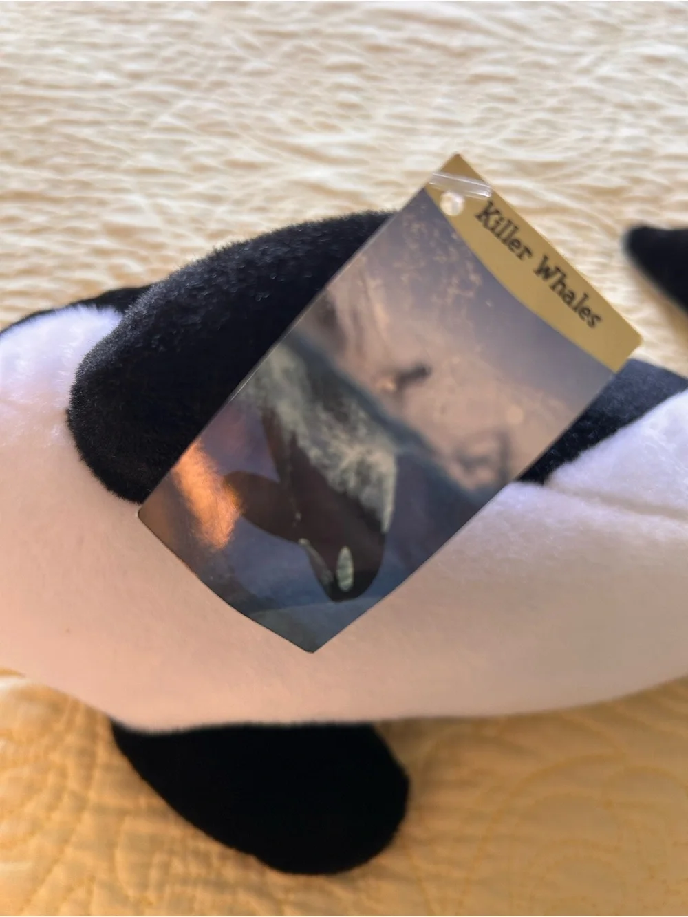 NWT Vintage SeaWorld Shamu Orca Plush Toy